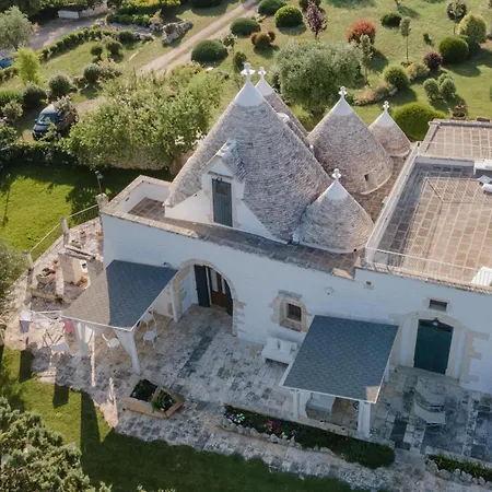 Trulli Angela Apartment *